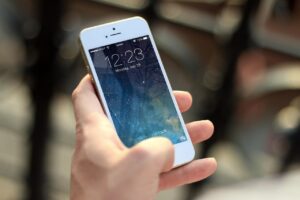 楽天モバイルの佐賀で遅いと感じる原因と対策は？