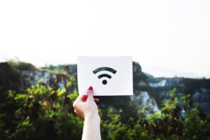 WiFi無制限の周波数の違いは何？
